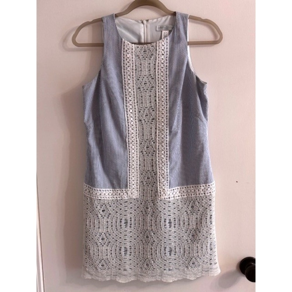 London Times Petites Blue White Seersucker Lace Shift Dress 4P Romance Feminine